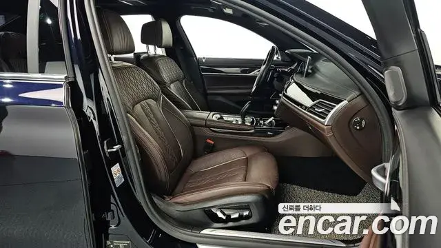 BMW 7 Series 2019 — Şəkil 11/20