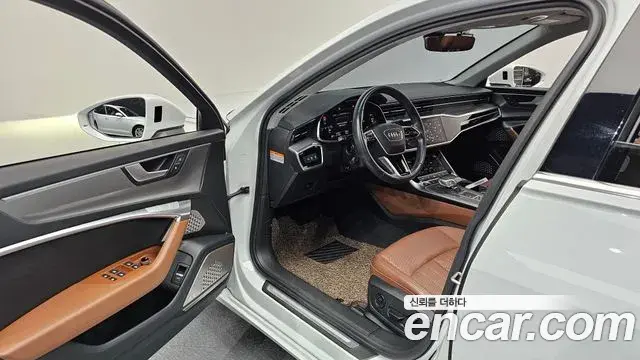 Audi A6 2021 — Фото 10/20