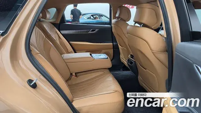 Genesis Electrified G80 2021 — Photo 11/20