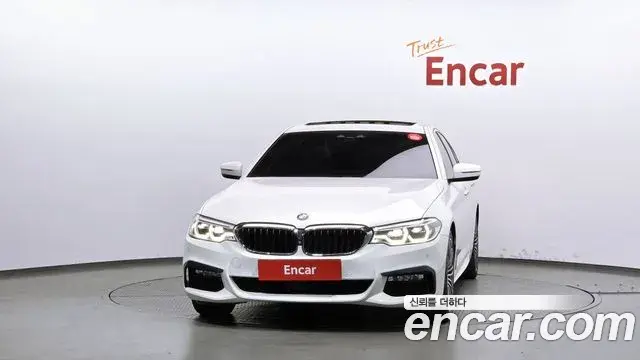 BMW 5 Series 2018 — Фото 2/20