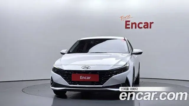 Hyundai Avante 2020 — Фото 3/20