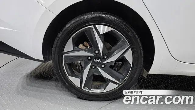 Hyundai Avante 2020 — Фото 5/20
