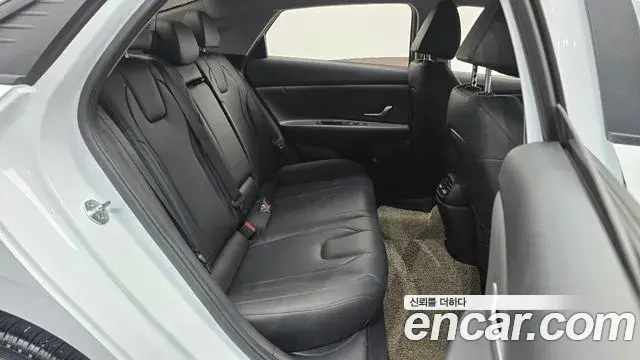 Hyundai Avante 2020 — Фото 11/20