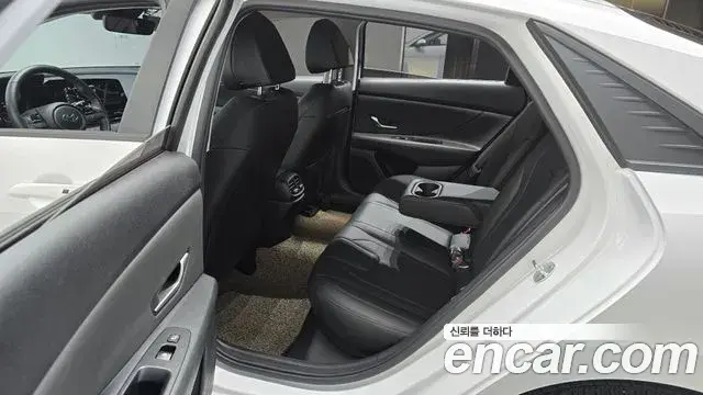 Hyundai Avante 2020 — Фото 12/20