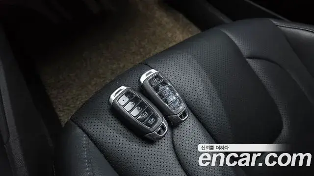 Hyundai Avante 2020 — Фото 18/20