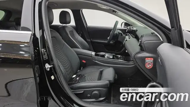 Mercedes-Benz A-Class 2020 — Фото 11/20