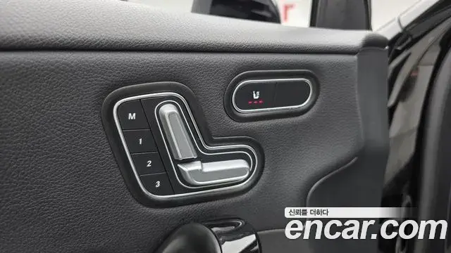 Mercedes-Benz A-Class 2020 — Фото 18/20