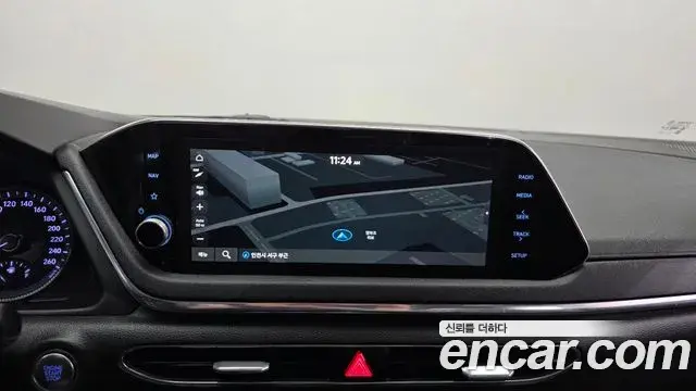 Hyundai Sonata 2019 — Фото 13/20