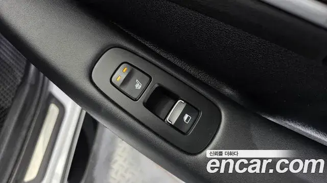 Hyundai Sonata 2019 — Фото 18/20