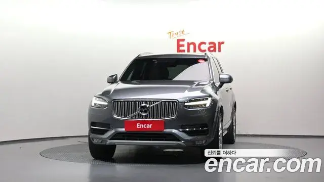 Volvo XC90 2018 — Фото 3/20