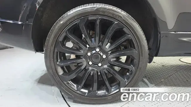 Land Rover Range Rover Sport 2018 — Фото 5/20