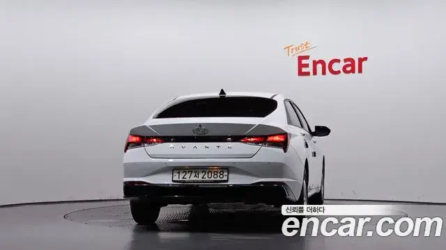 Hyundai Avante 2021 — Фото 4/20