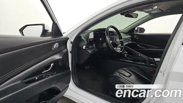 Hyundai Avante 2021 — Фото 10/20