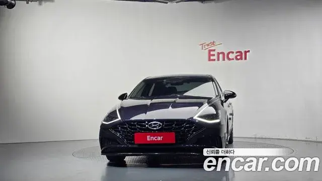 Hyundai Sonata 2019 — Фото 3/20
