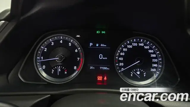 Hyundai Sonata 2019 — Фото 8/20