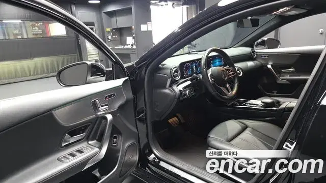 Mercedes-Benz A-Class 2021 — Фото 9/20