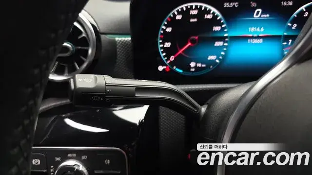 Mercedes-Benz A-Class 2021 — Фото 19/20