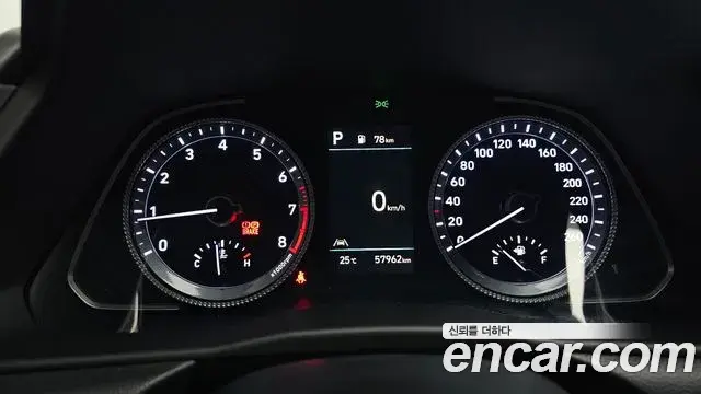 Hyundai Sonata 2022 — Фото 8/20
