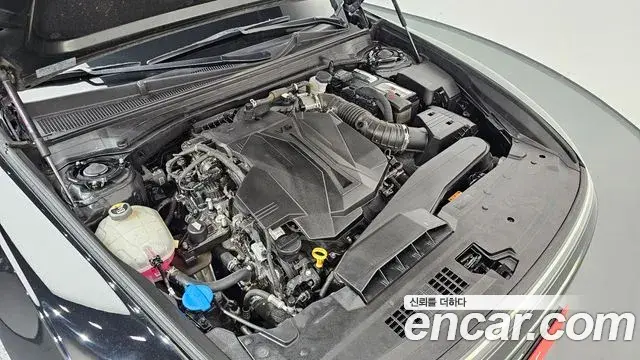 Hyundai Grandeur 2023 — Photo 6/20