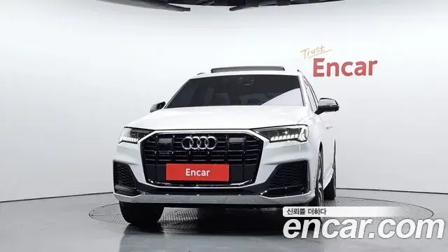 Audi Q7 2023 — Фото 3/20