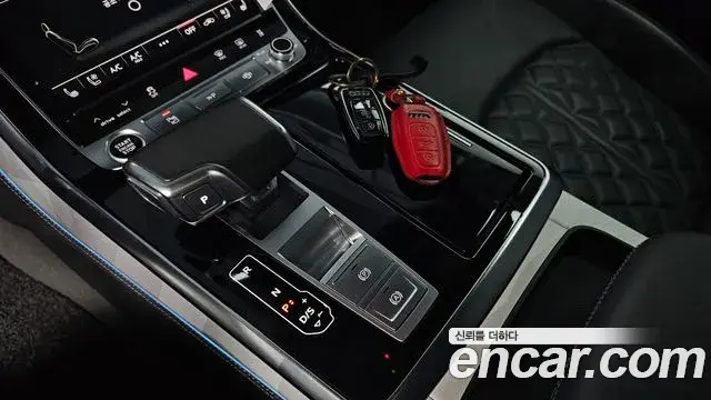 Audi Q7 2023 — Фото 9/20