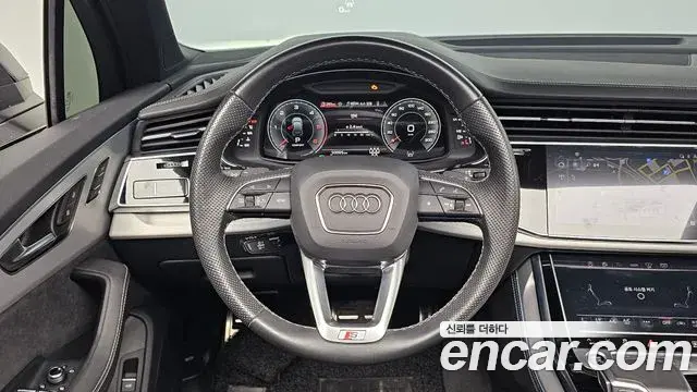 Audi Q7 2023 — Фото 12/20