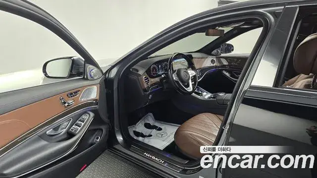 Mercedes-Benz S-Class 2020 — Фото 10/20