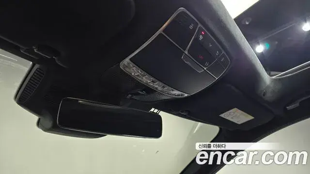 Mercedes-Benz S-Class 2020 — Фото 19/20