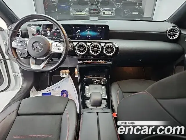 Mercedes-Benz A-Class 2021 — Фото 10/20