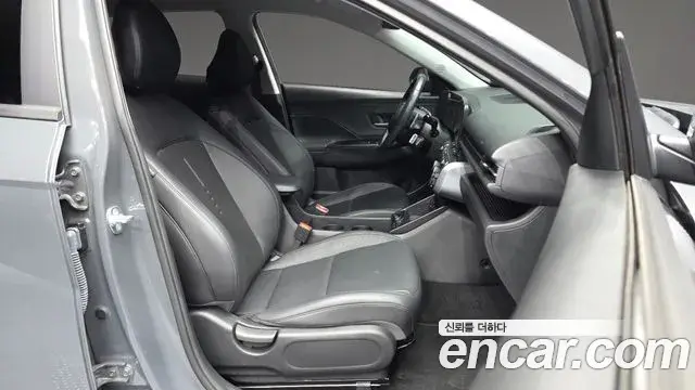 Hyundai Kona 2025 — Фото 11/20