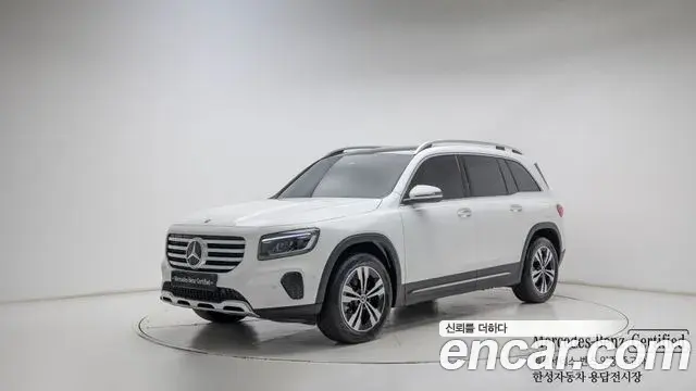 Mercedes-Benz GLB-Class 2025 — Фото 10/18