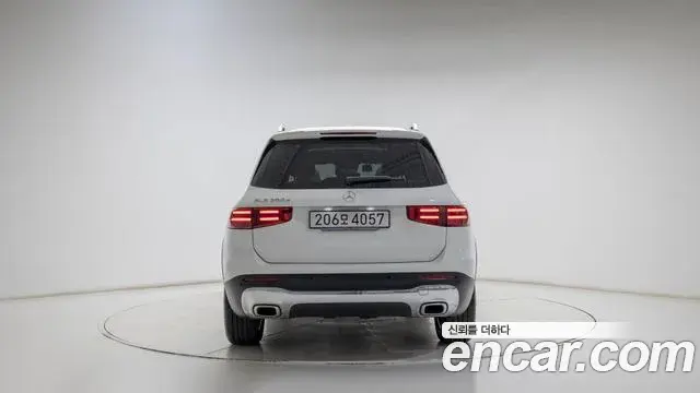 Mercedes-Benz GLB-Class 2025 — Фото 3/18