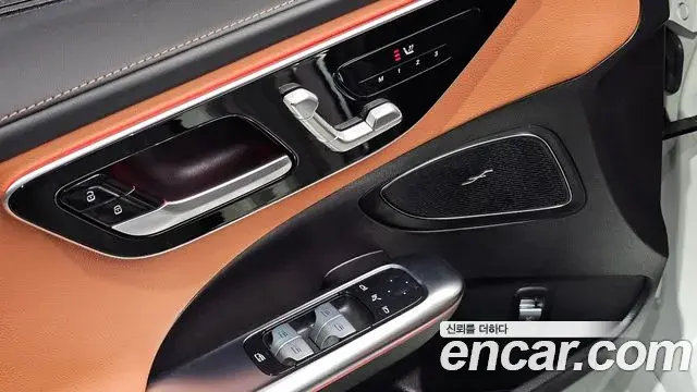Mercedes-Benz C-Class 2023 — Фото 16/20