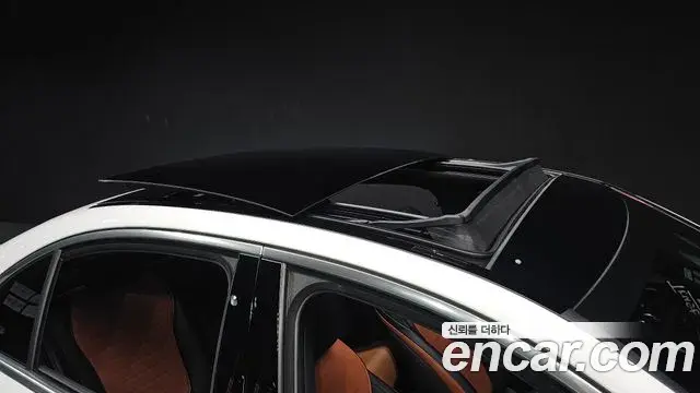 Mercedes-Benz C-Class 2023 — Фото 20/20