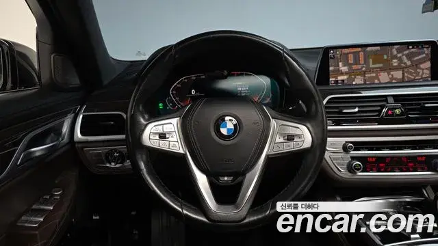 BMW 7 Series 2019 — Фото 13/20