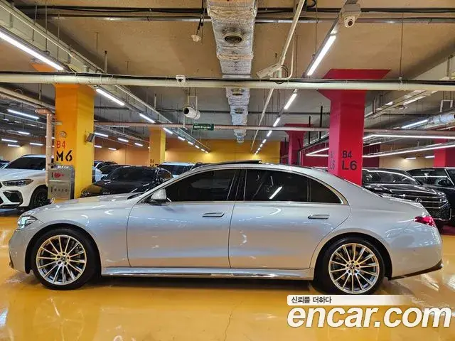 Mercedes-Benz S-Class 2021 — Фото 2/20