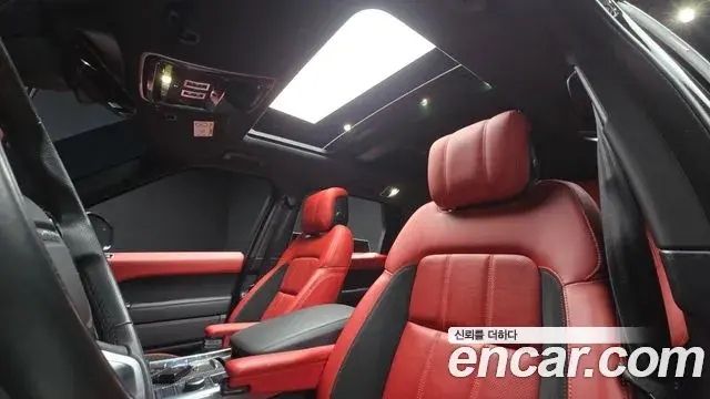 Land Rover Range Rover Sport 2021 — Фото 19/20