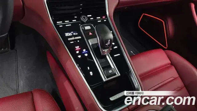 Porsche Panamera 2022 — Фото 9/20