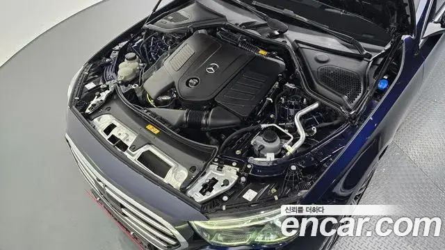 Mercedes-Benz E-Class 2024 — Şəkil 6/20