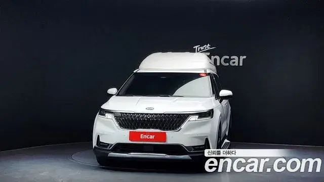 Kia Carnival 2021 — Фото 3/20