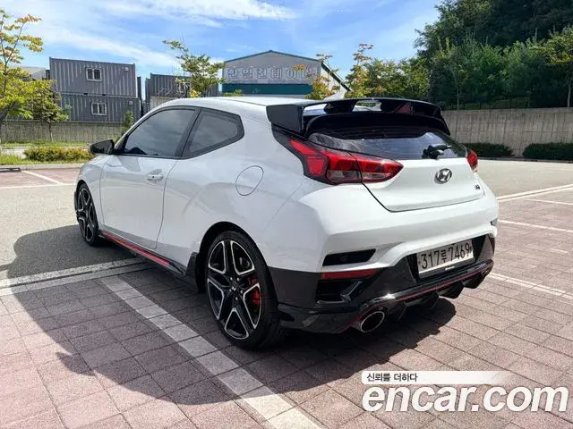 Hyundai Veloster 2020 — ფოტო 6/17