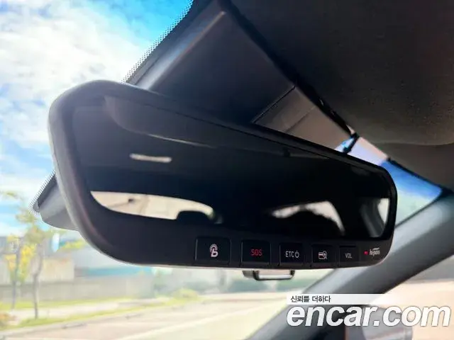 Hyundai Veloster 2020 — ფოტო 7/17