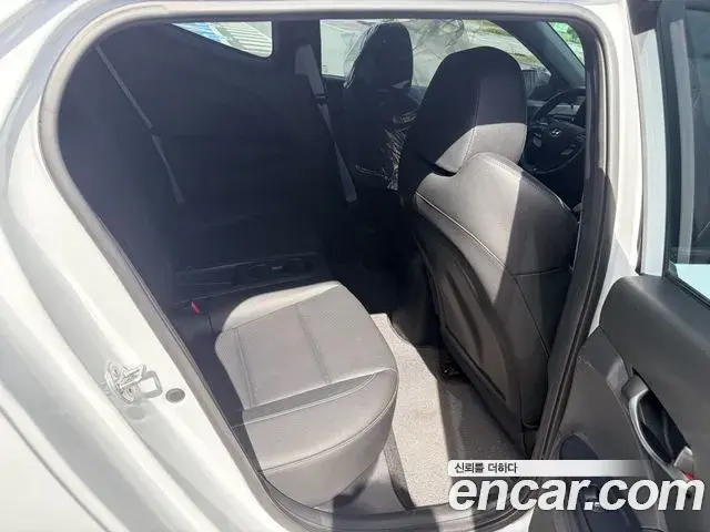 Hyundai Veloster 2020 — ფოტო 14/17