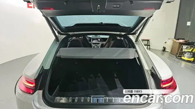 Porsche Panamera 2020 — Şəkil 7/20
