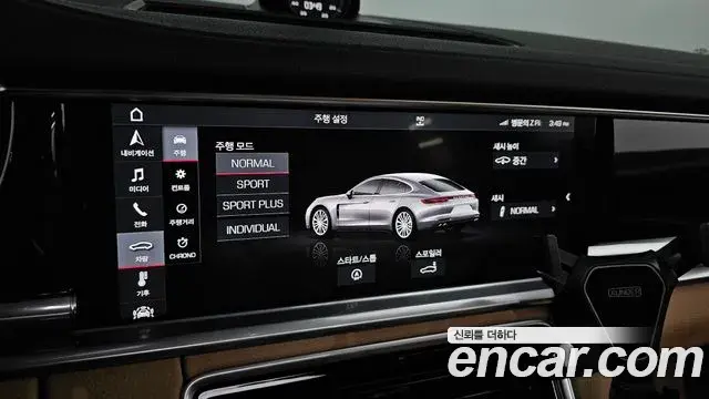 Porsche Panamera 2018 — Şəkil 18/20