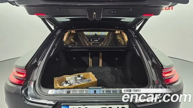 Porsche Panamera 2018 — Şəkil 6/20
