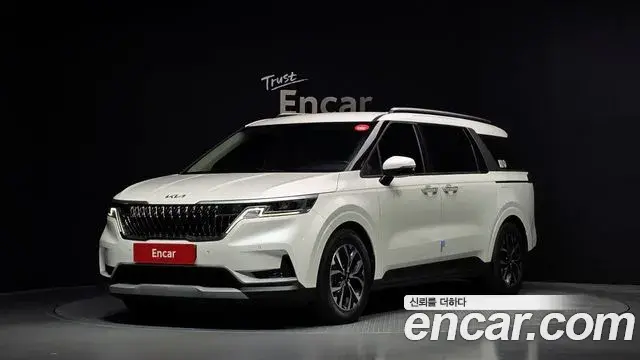 Kia Carnival 2022 — Фото 1/20