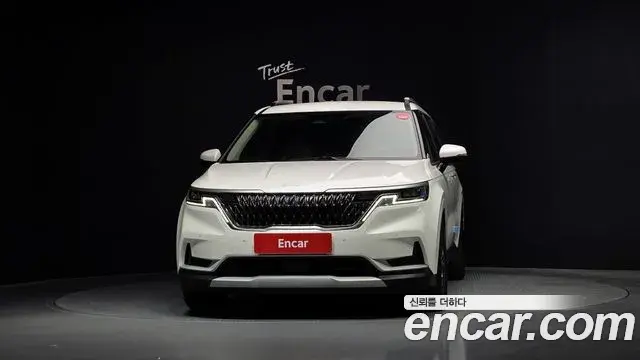Kia Carnival 2022 — Фото 3/20