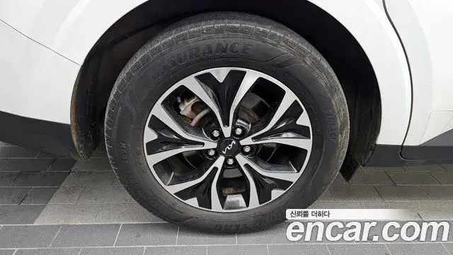 Kia Carnival 2022 — Фото 5/20