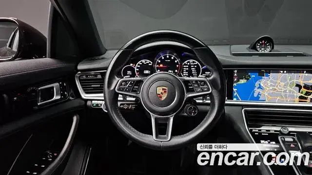 Porsche Panamera 2020 — ფოტო 20/20